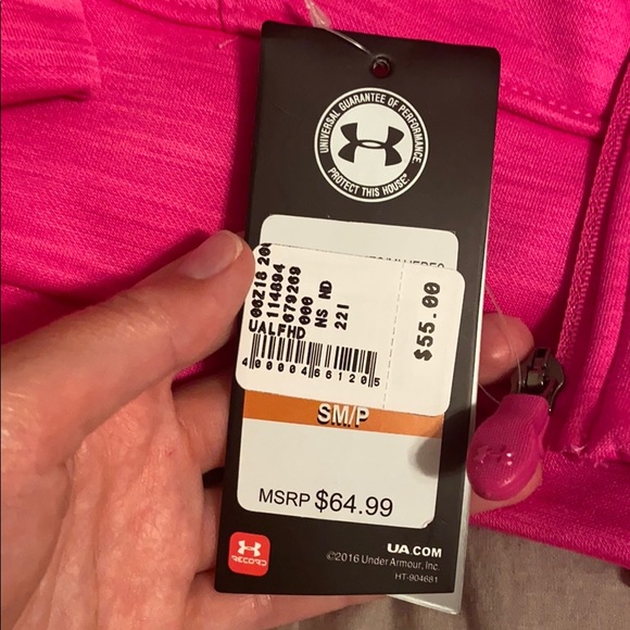 NWT under Armour zip - Picture 2 of 3
